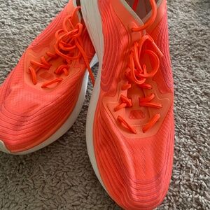 APL Women Streamline Sneaker